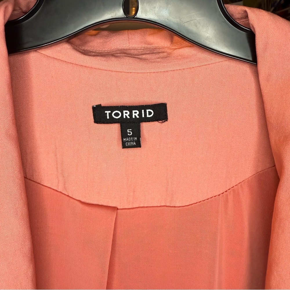 Torrid size 28 Coral Women's Blazer with pockets - Picture 2 of 6